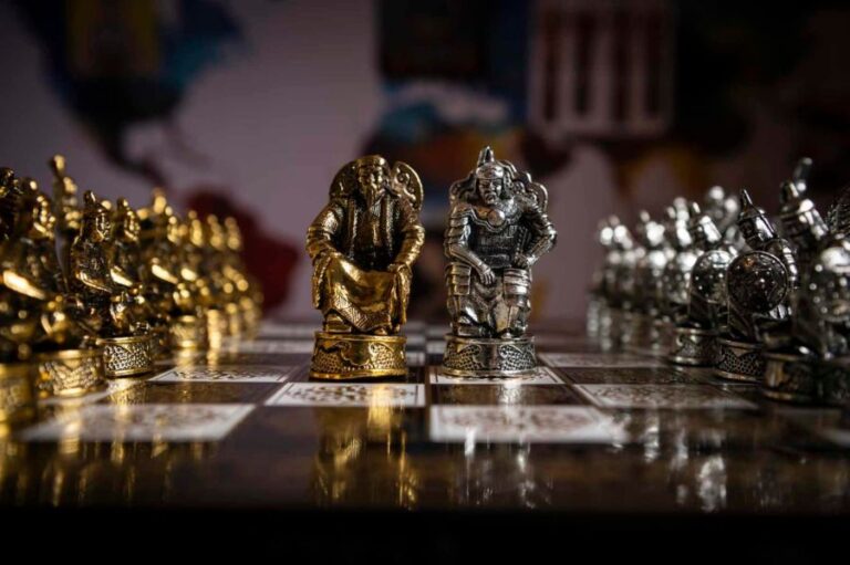 How to Set Up a Chess Board: A Comprehensive Guide - OUTPACE